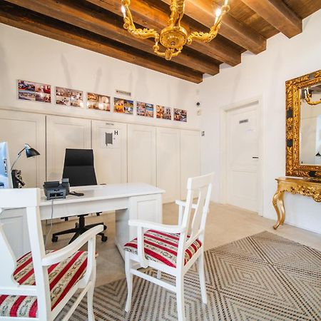 Sunce Palace Apartments With Free Offsite Parking Dubrovnik Kültér fotó