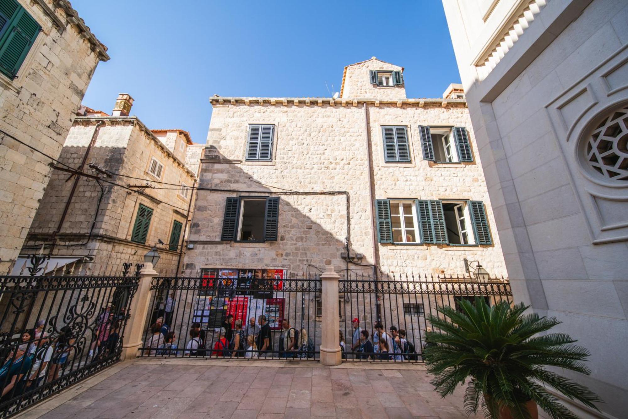 Sunce Palace Apartments With Free Offsite Parking Dubrovnik Kültér fotó