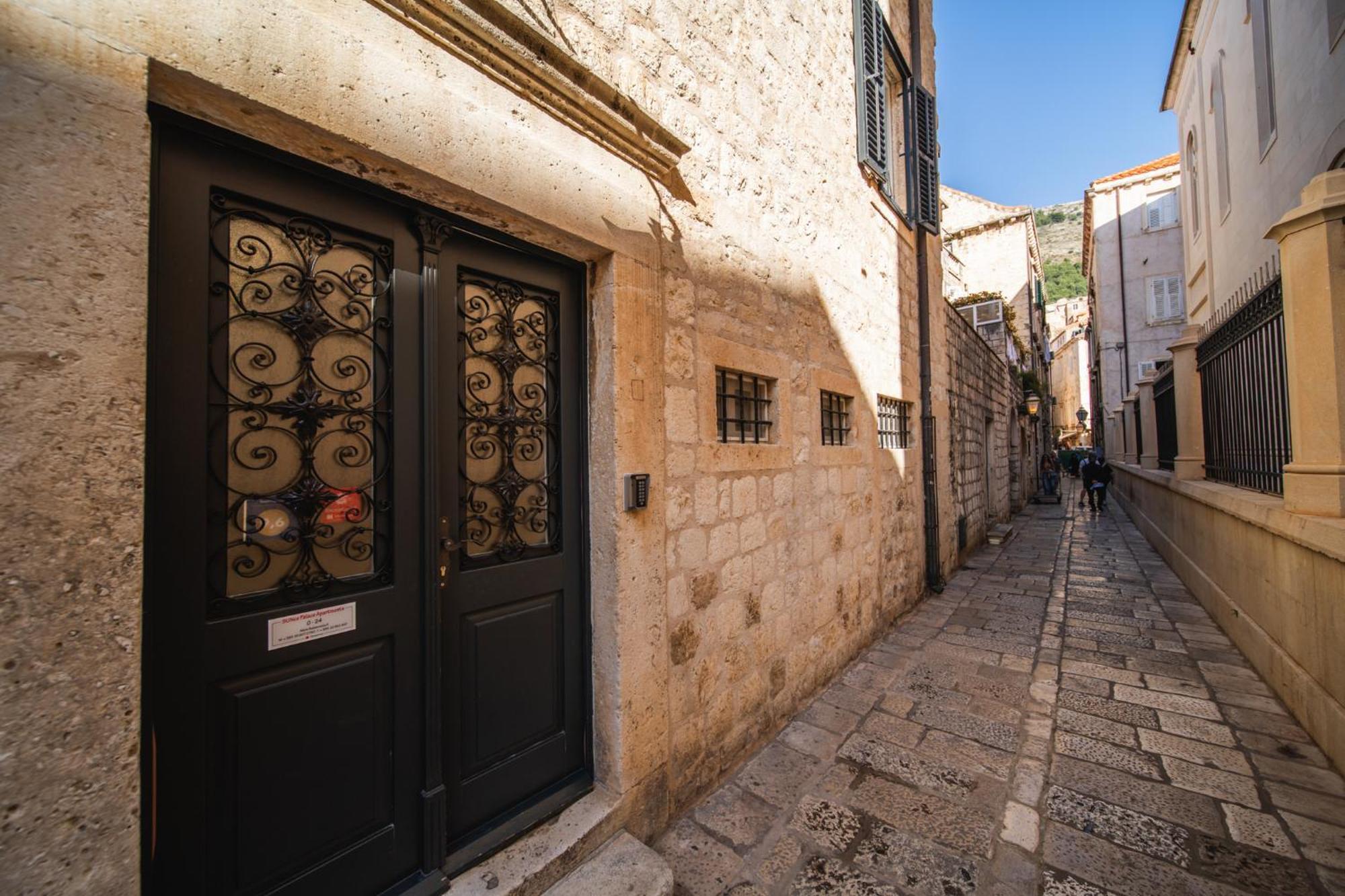 Sunce Palace Apartments With Free Offsite Parking Dubrovnik Kültér fotó