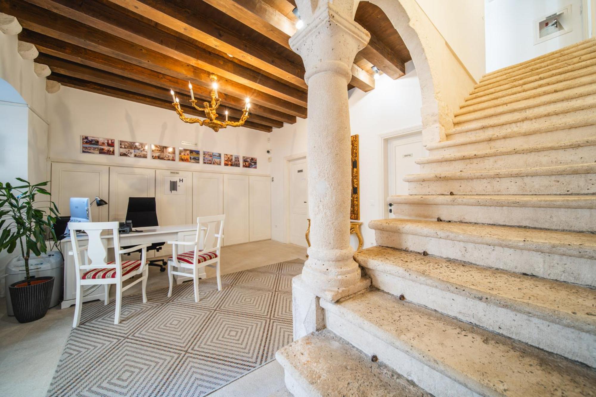 Sunce Palace Apartments With Free Offsite Parking Dubrovnik Kültér fotó